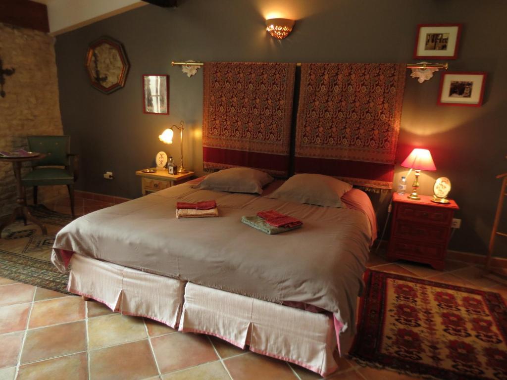 La Claverie Sainte-Radégonde-des-Noyers Room photo